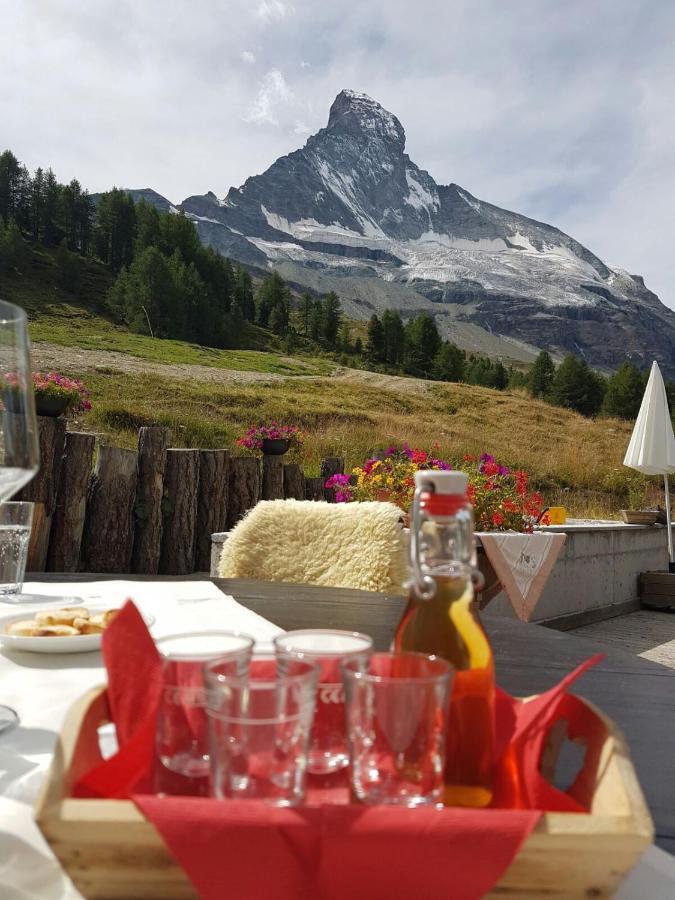 Emelie Zermatt 4**** Apartman Kültér fotó